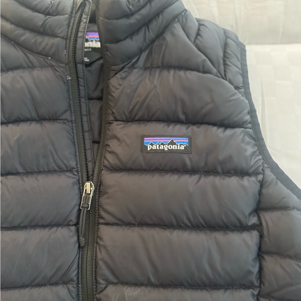 Patagonia Black Quilted Down Vest - Women's - Picture 3 of 6
